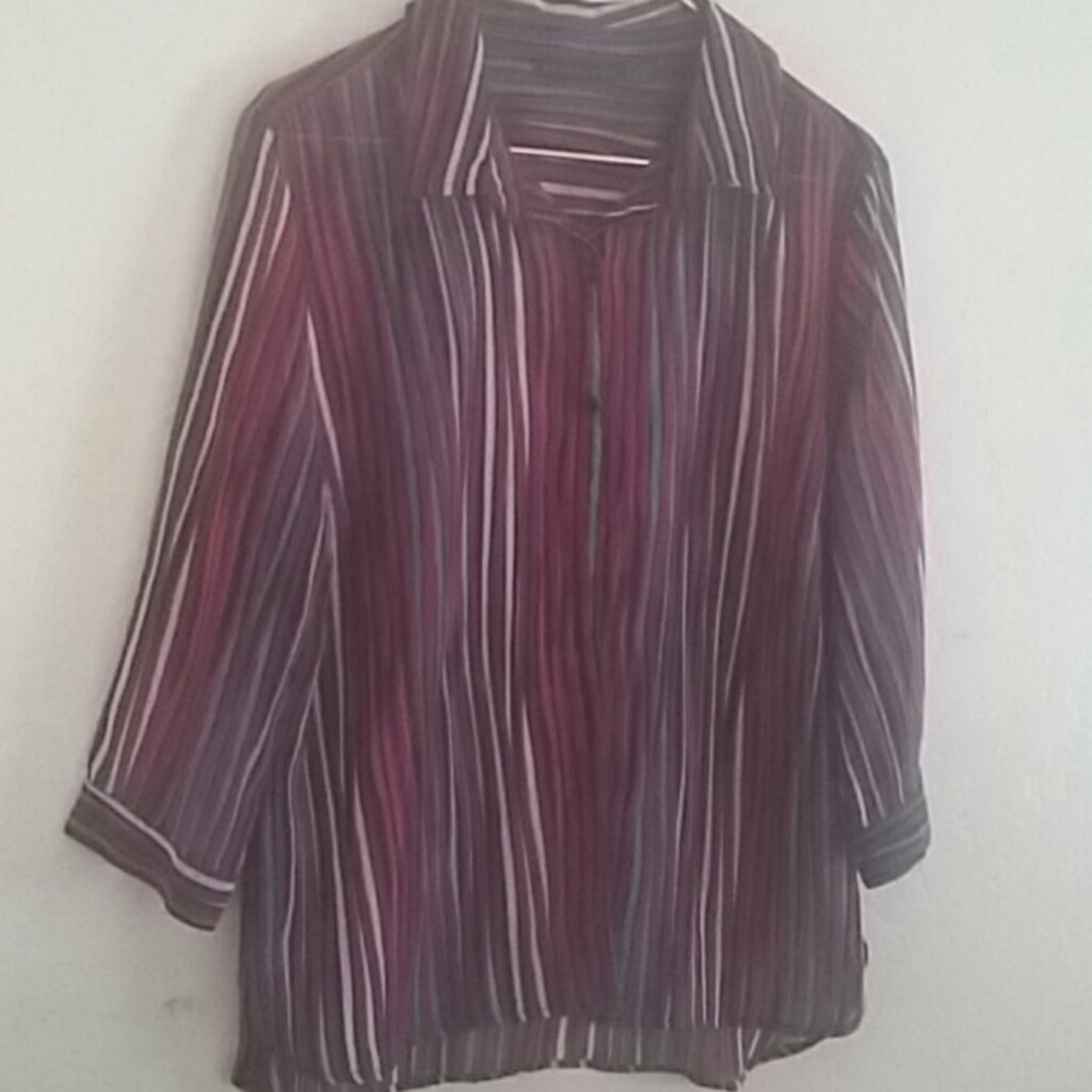 Button down blouse attention